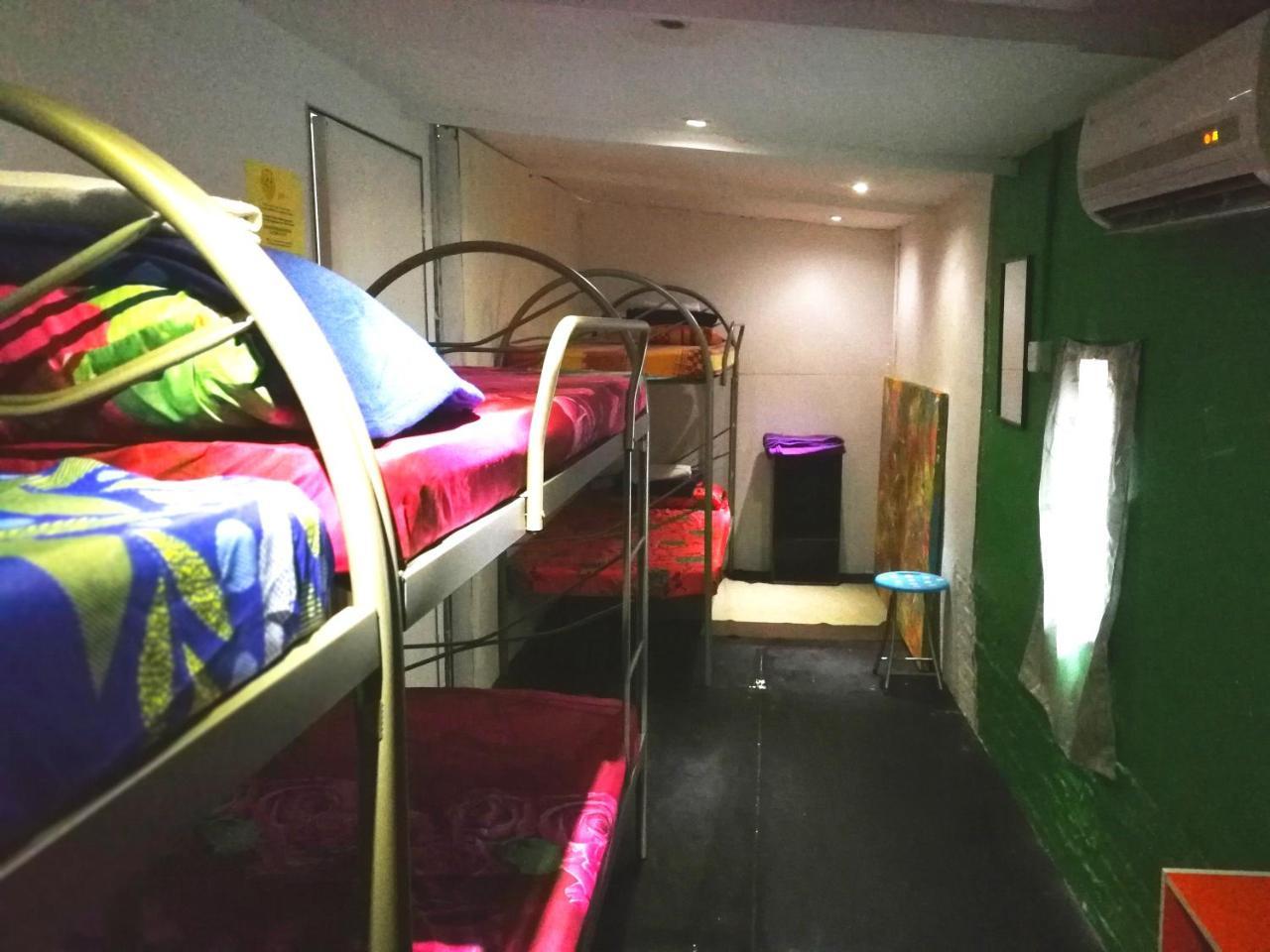 Monkey Motel Cafe ملقا المظهر الخارجي الصورة