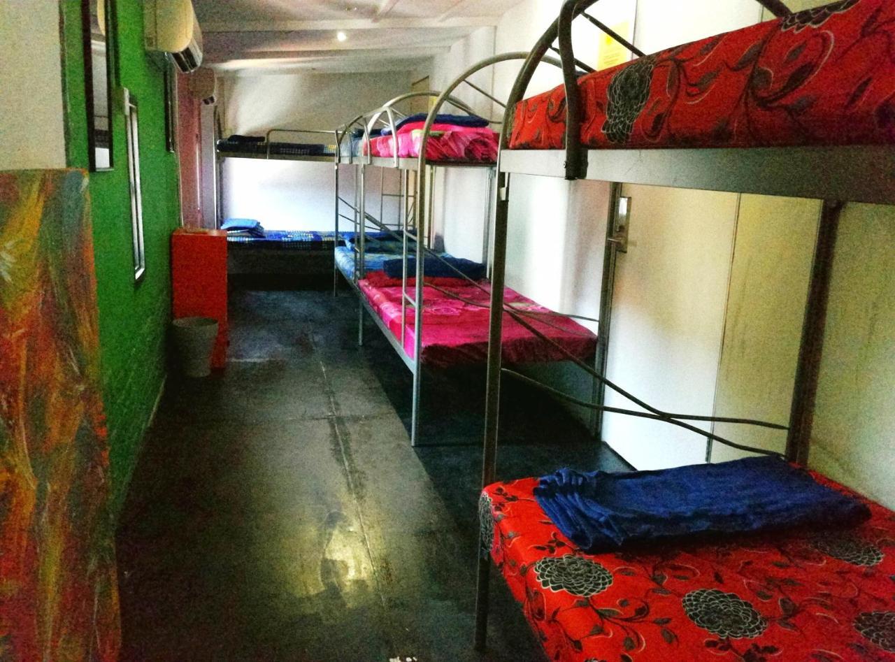 Monkey Motel Cafe ملقا المظهر الخارجي الصورة